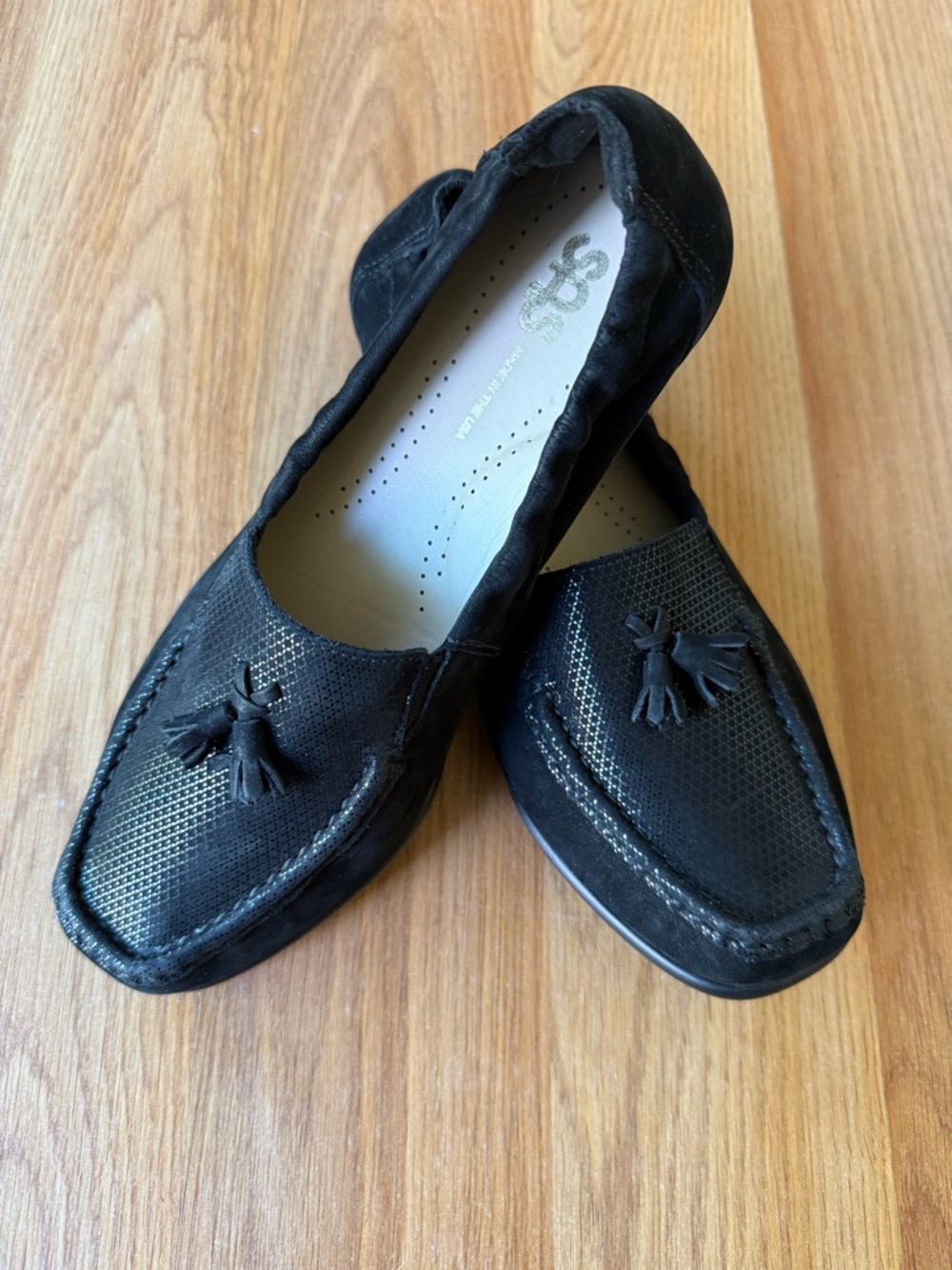Black Textured Suede Tassel Loafers Women’s 7.5 NWOT